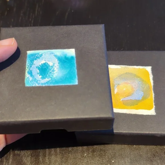 Pretty, dainty rose quartz & natural pearl earrings, 14k rolled gold, in giftbox - Picture 6 of 6